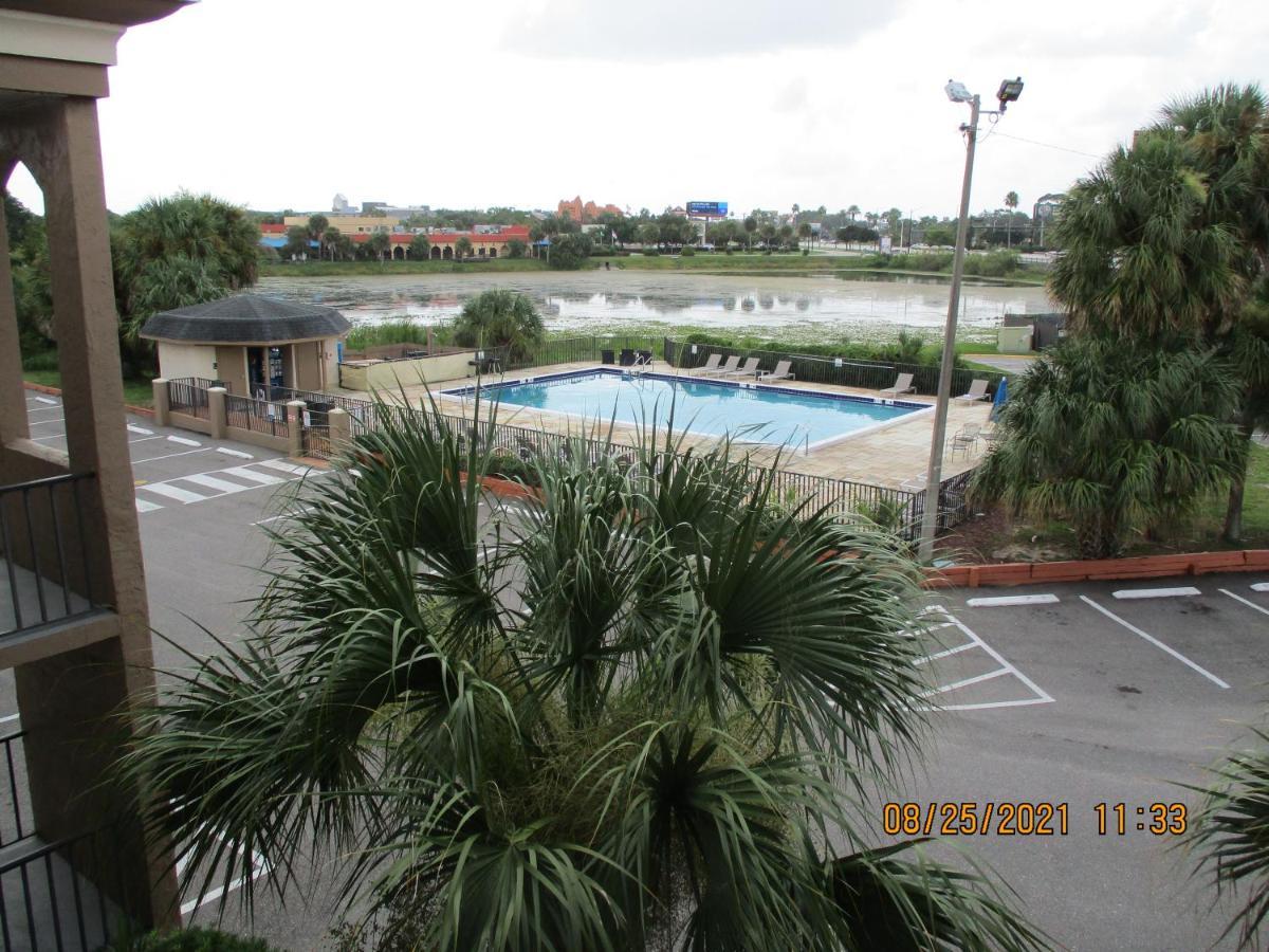 Quality Inn & Suites Kissimmee By The Lake Four Corners Экстерьер фото