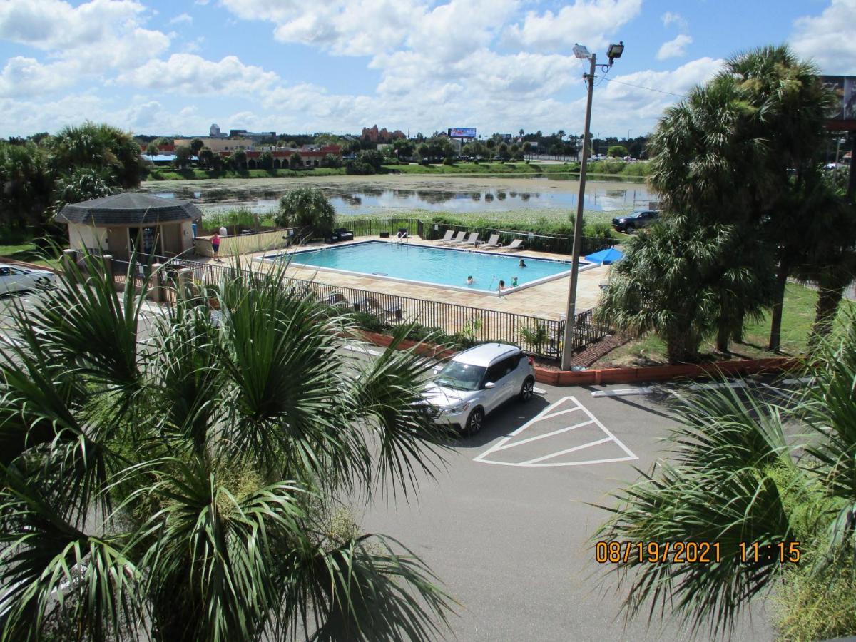 Quality Inn & Suites Kissimmee By The Lake Four Corners Экстерьер фото
