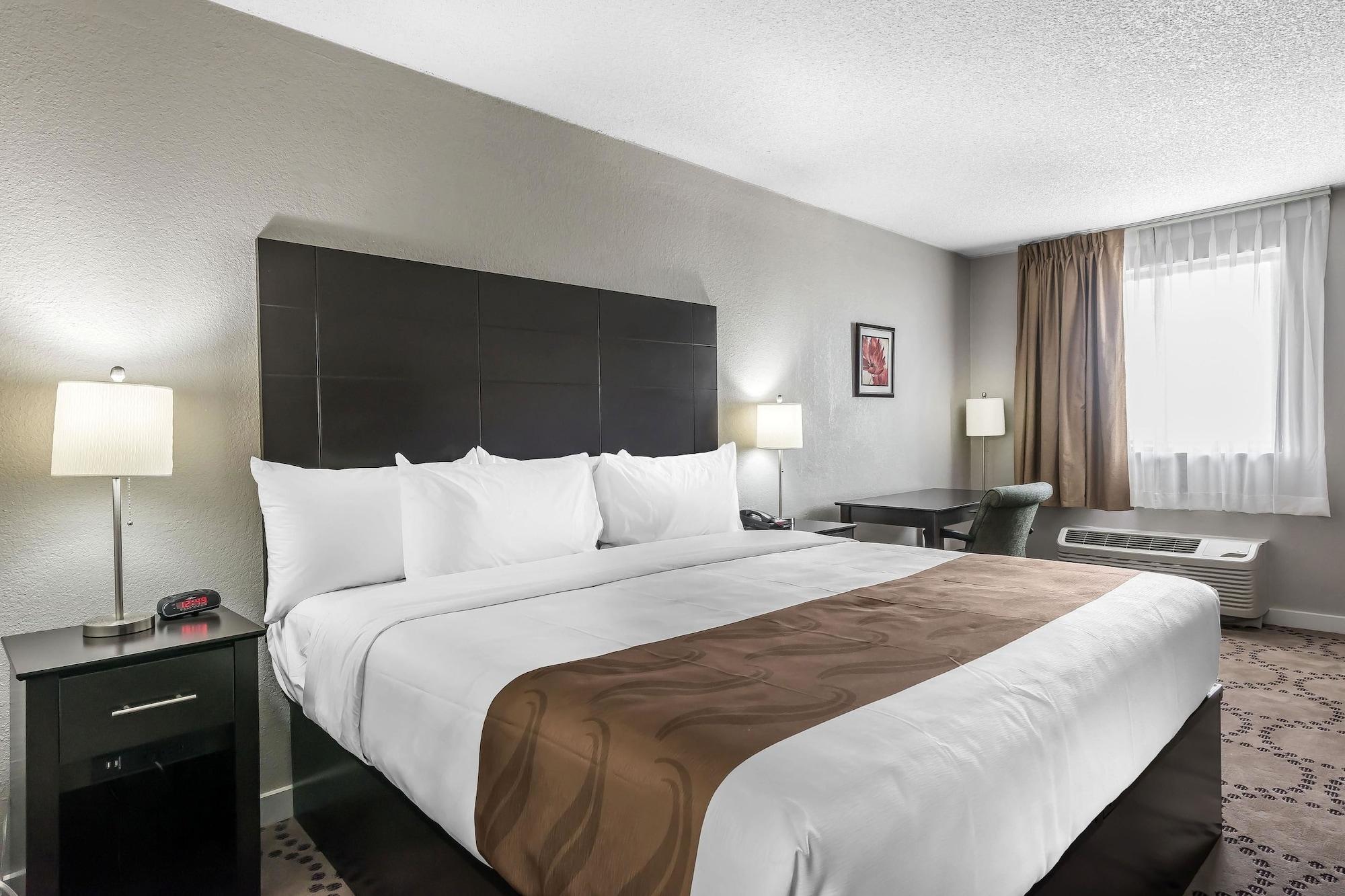 Quality Inn & Suites Kissimmee By The Lake Four Corners Экстерьер фото
