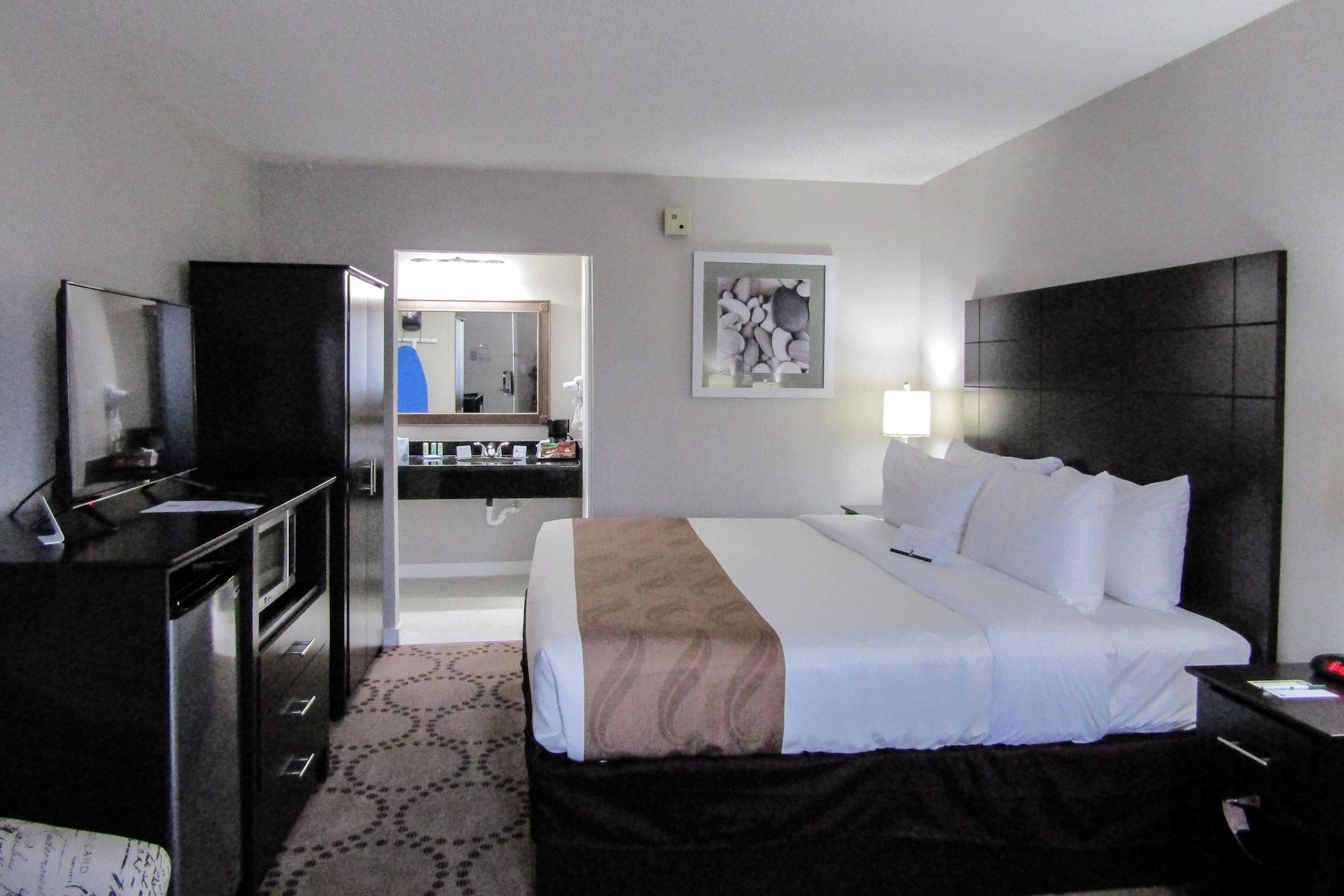 Quality Inn & Suites Kissimmee By The Lake Four Corners Экстерьер фото