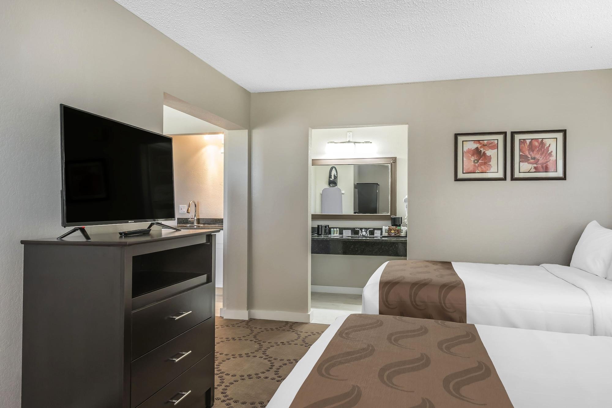 Quality Inn & Suites Kissimmee By The Lake Four Corners Экстерьер фото