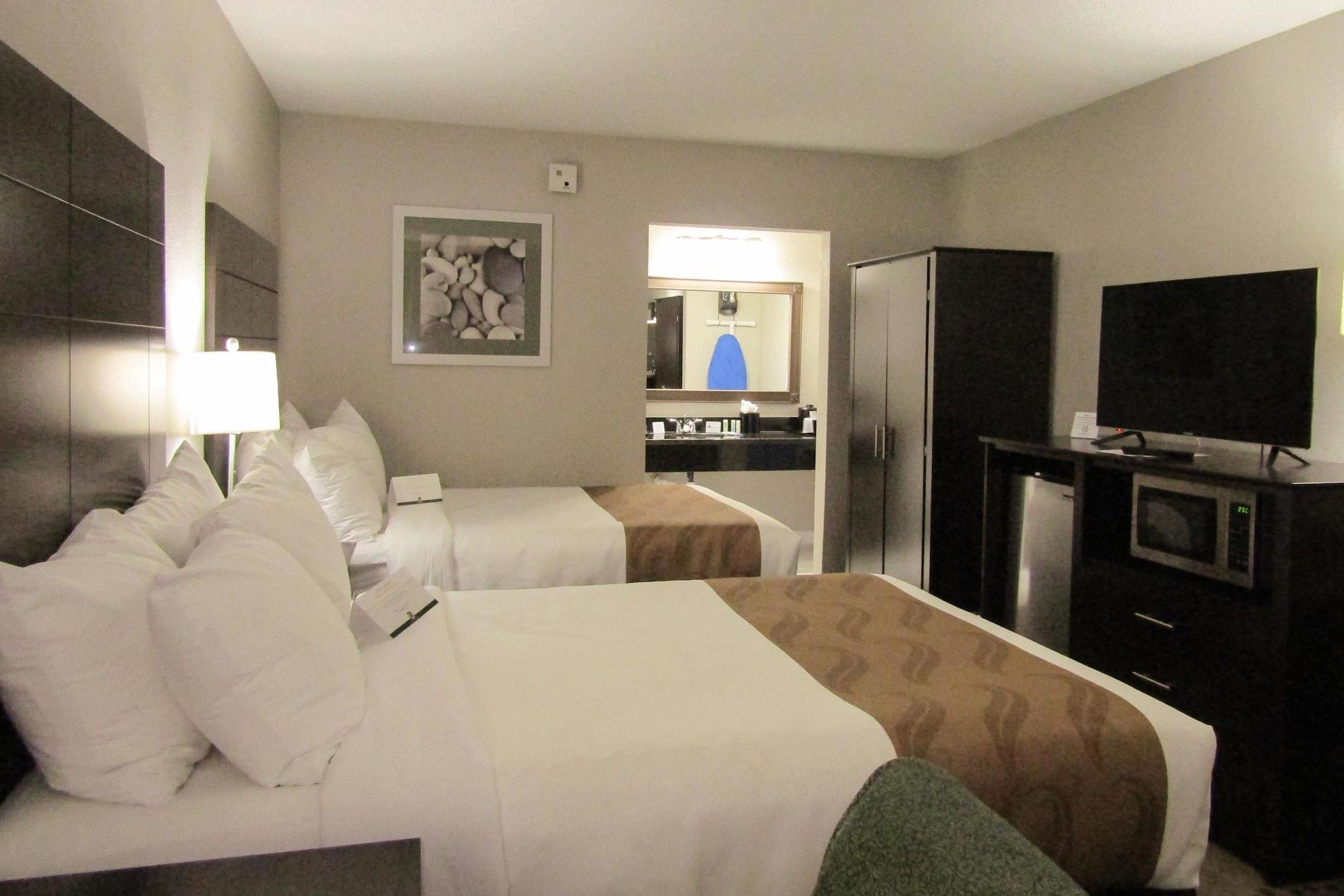 Quality Inn & Suites Kissimmee By The Lake Four Corners Экстерьер фото