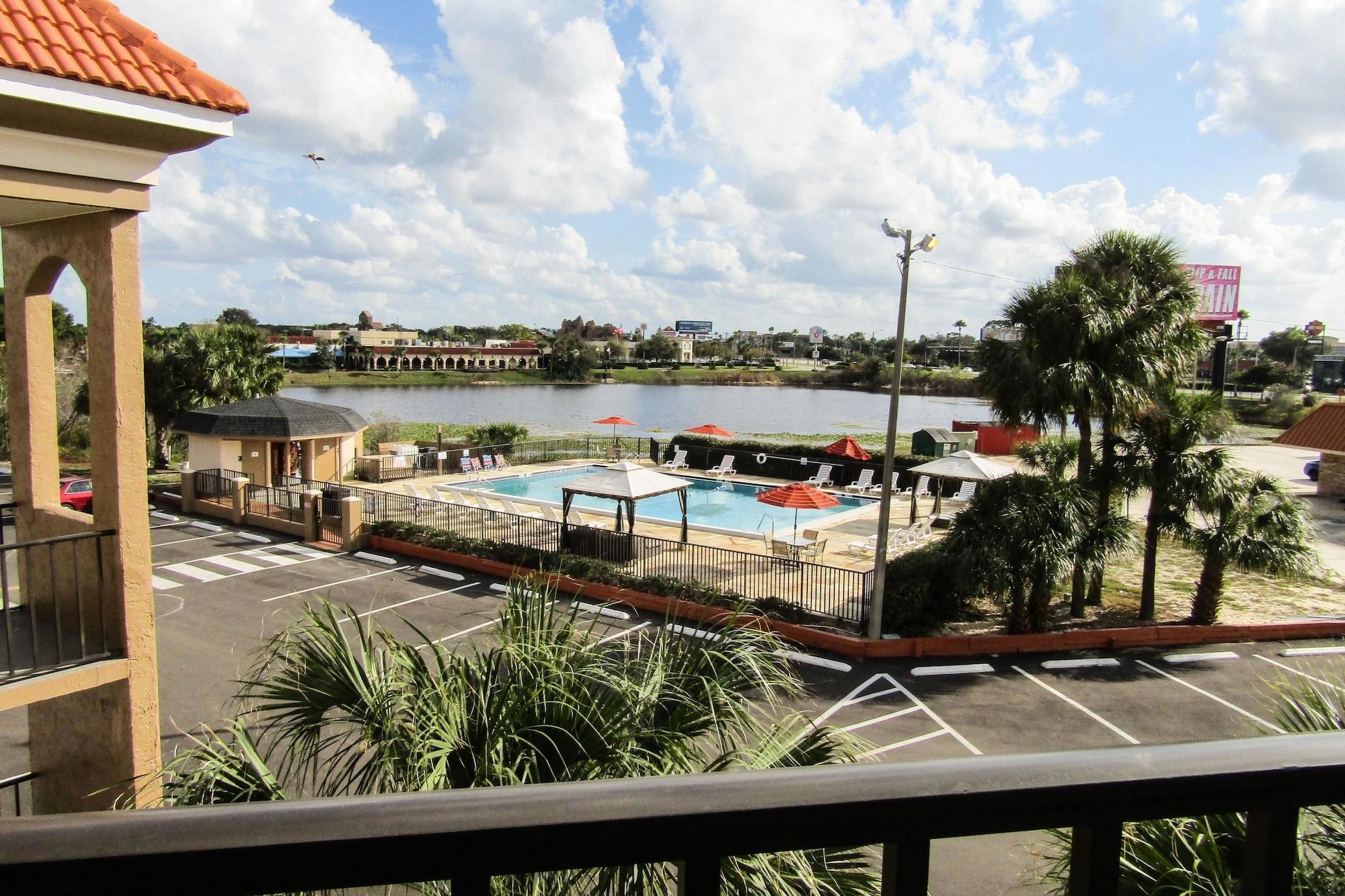 Quality Inn & Suites Kissimmee By The Lake Four Corners Экстерьер фото