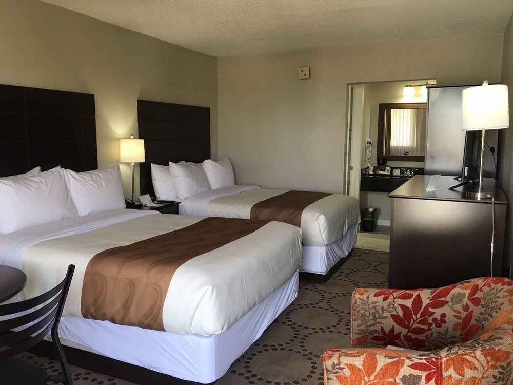 Quality Inn & Suites Kissimmee By The Lake Four Corners Экстерьер фото